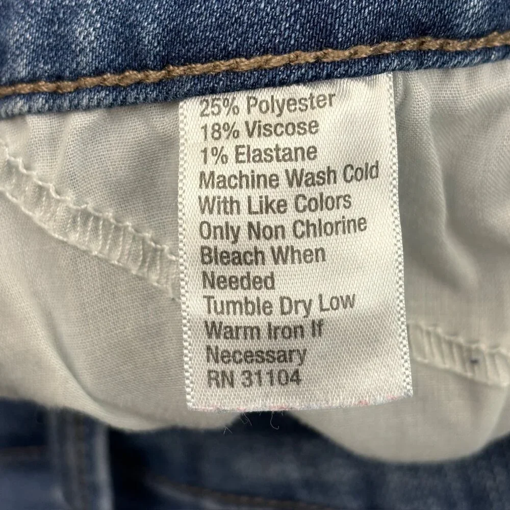 New Directions Skinny Women's size 10PS Medium Wash Blue Denim‎ jeans